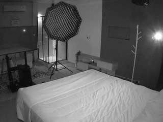 JBTV DiningRoom VoyeurCam